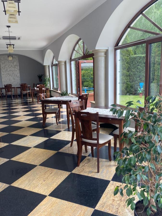 Hotel Polonez Tuczempy